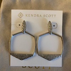 Kendra Scott Selena open frame earring